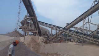 Ninh Thuận: Cát nhân tạo có thể thay thế cát tự nhiên trong ngành Xây dựng?